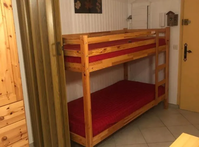 Апартаменты Studio Les Carroz